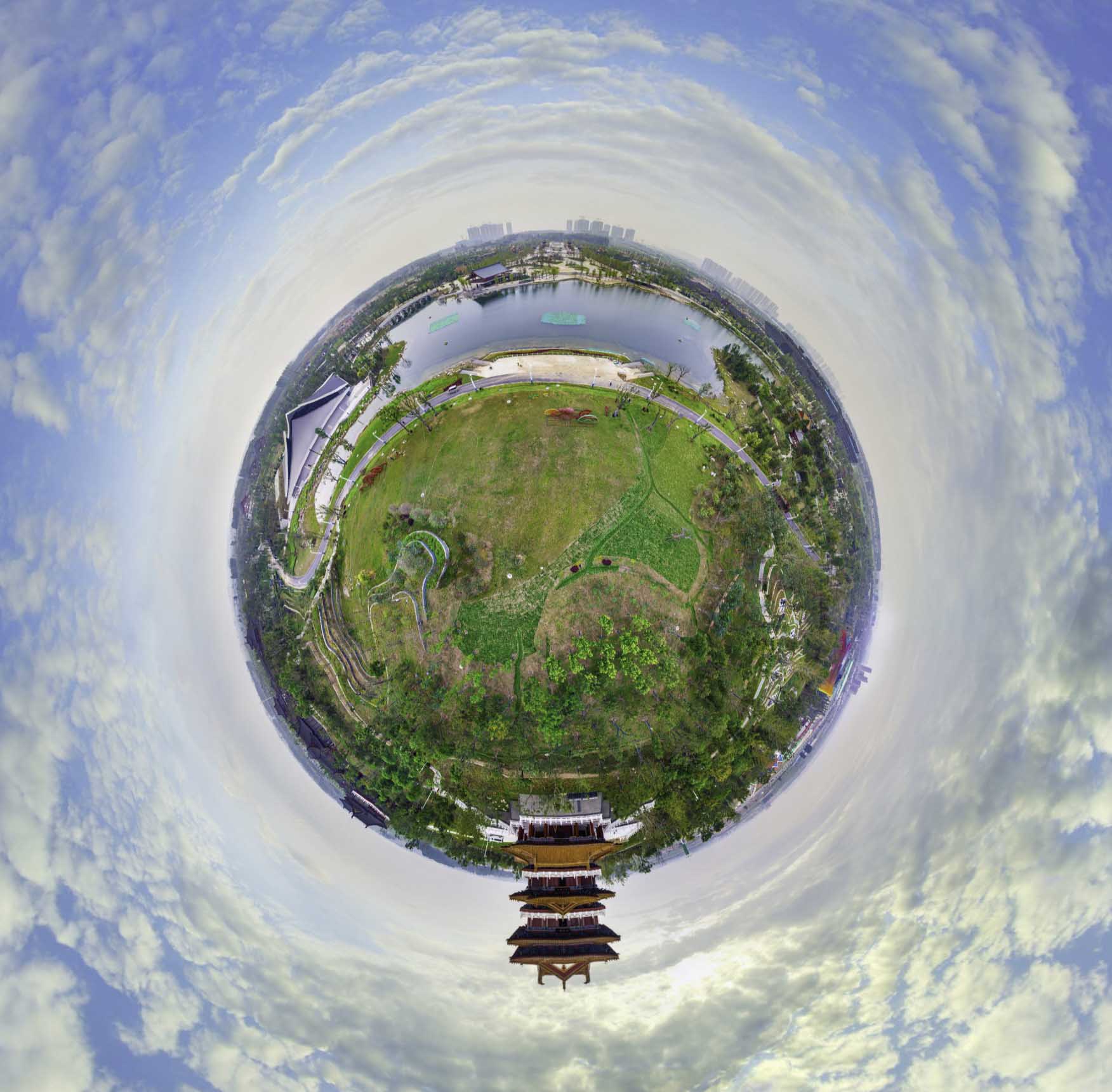 西藏360全景漫游：从数据管理到高效查询的更佳
实践